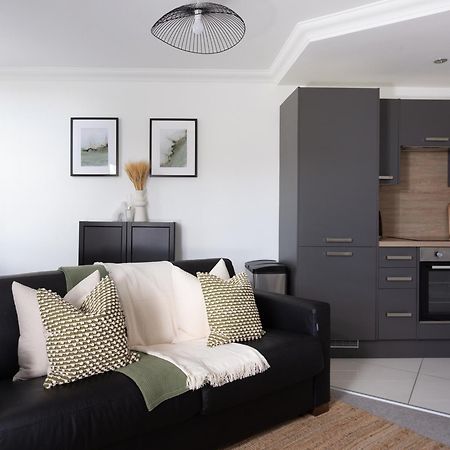 London Mews, Modern Apartment - Sleeps 4 York Exteriör bild