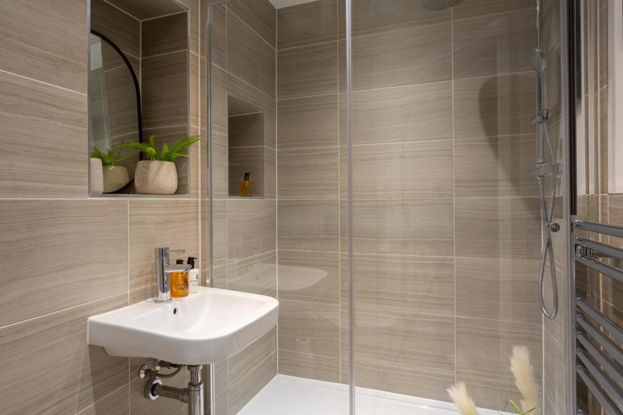 London Mews, Modern Apartment - Sleeps 4 York Exteriör bild