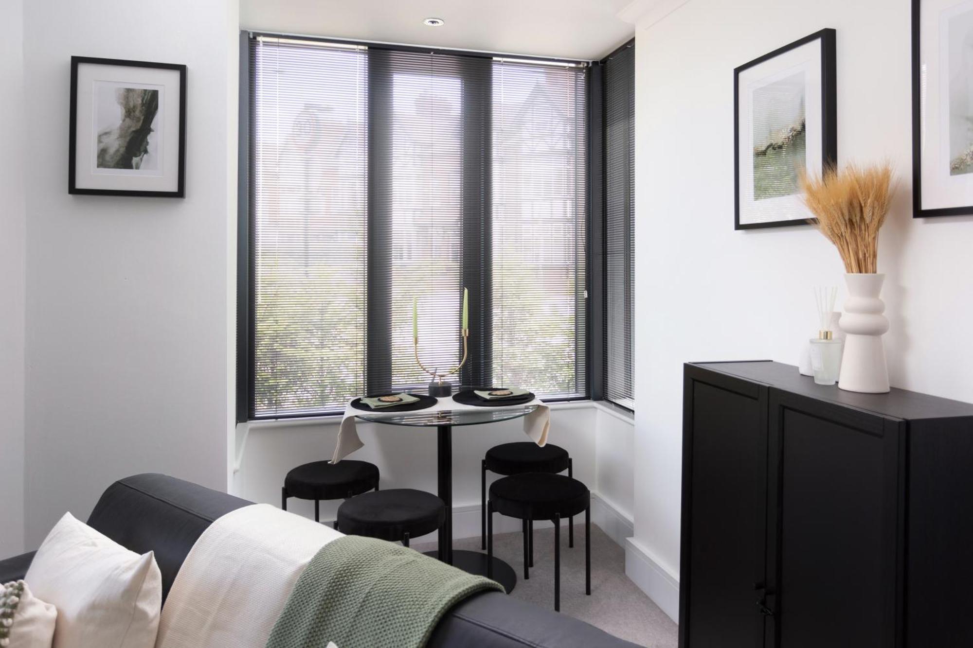London Mews, Modern Apartment - Sleeps 4 York Exteriör bild